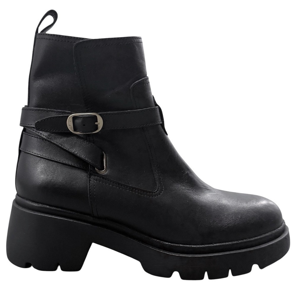 Steve Madden Womens 8 Coletta Black‎ Leather Boots Lug Sole  NWOT